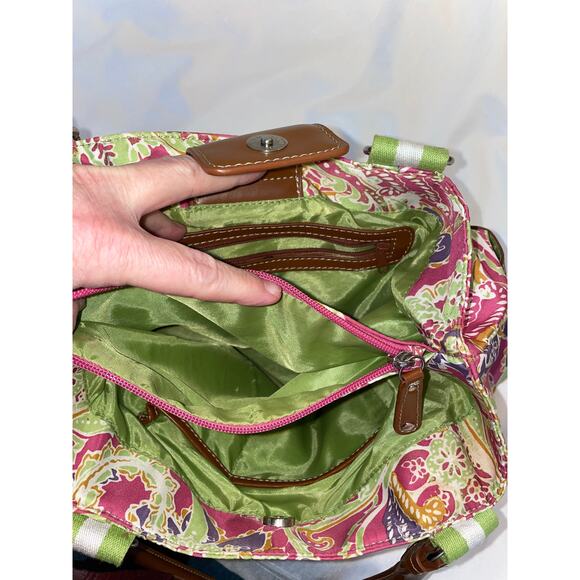 Tyler Rodan Paisley Summer for Summer - So Many Pockets! - Great for Travel - Picture 8 of 13